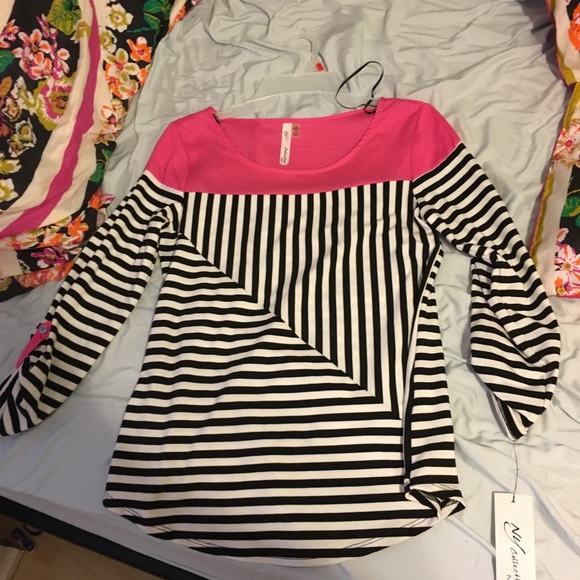 Nice top S - Picture 1 of 1